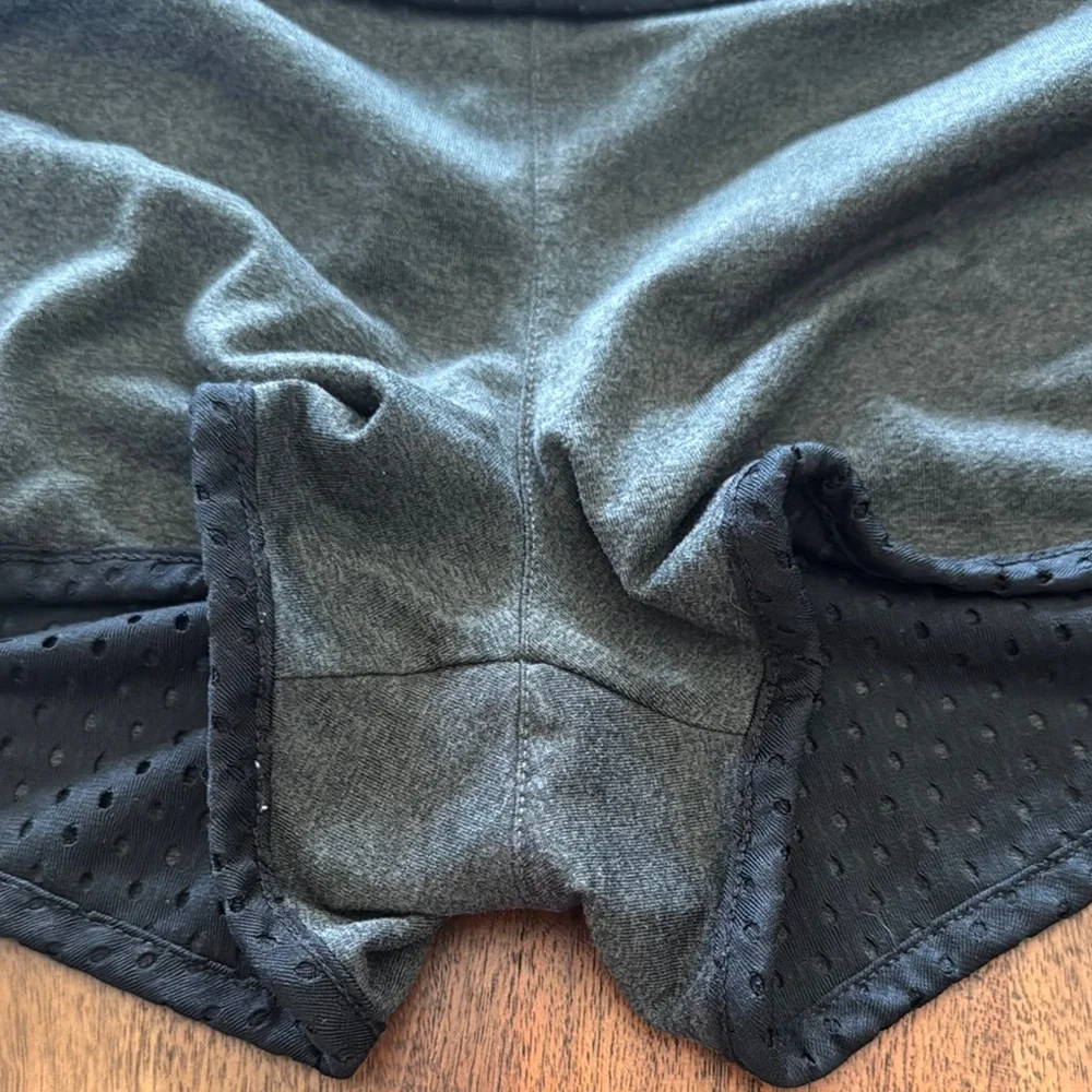 Nike Women's Athletic Shorts - Red, Black, Green - Picture 14 of 16